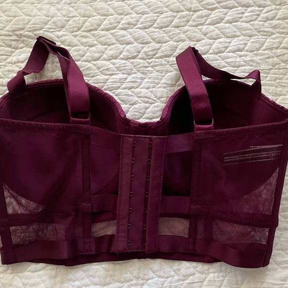 New no tags Victoria Secrets bra 34DD set of 2 / never used no tags - Picture 3 of 9